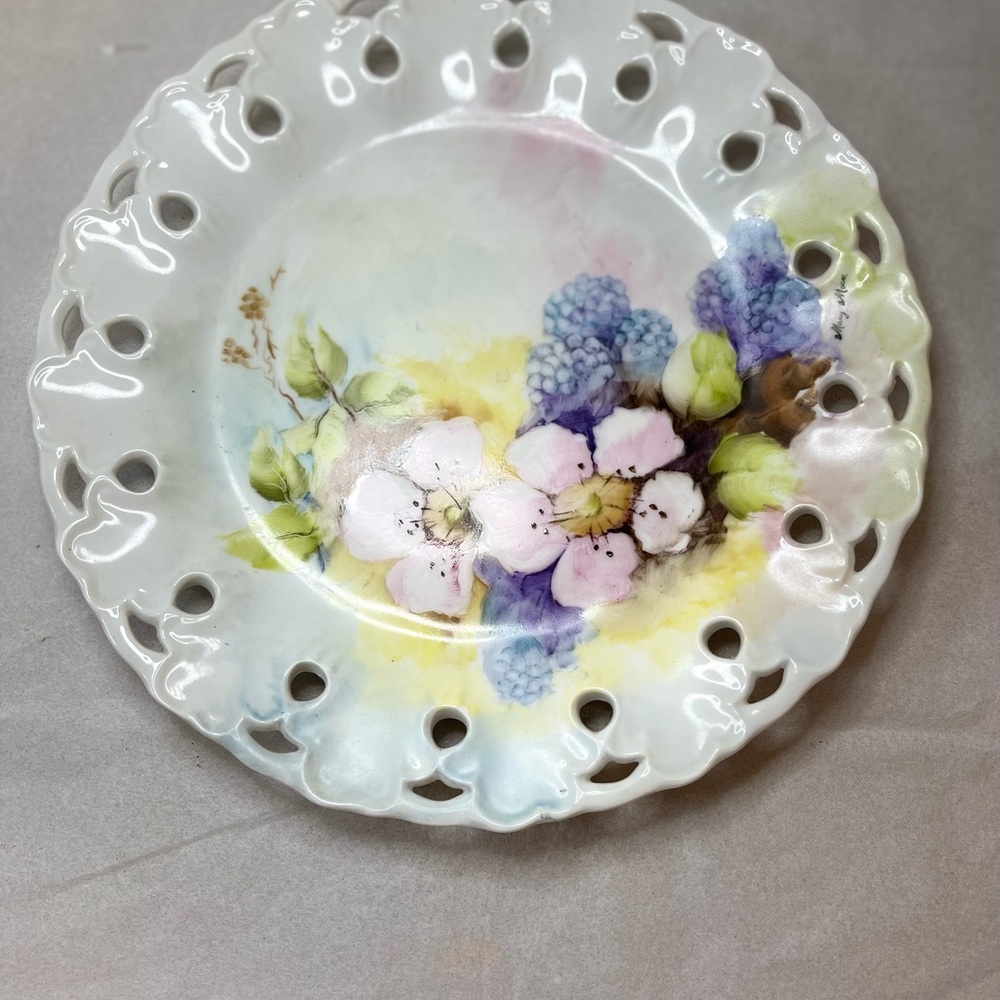 Floral Decorative Plate with Cutout Design